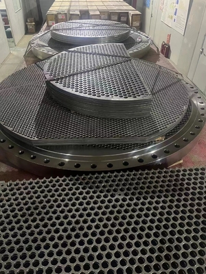 R60702 R60705 Exchanger Tube Sheet แผ่นแลกเปลี่ยนความร้อนเซอร์โคเนียม